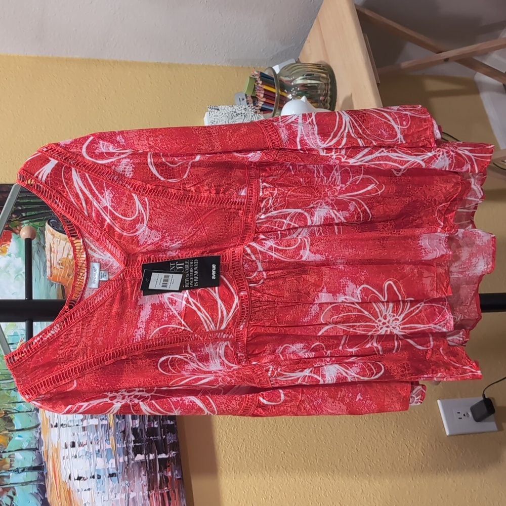 AVENUE BLOUSE NWT 18